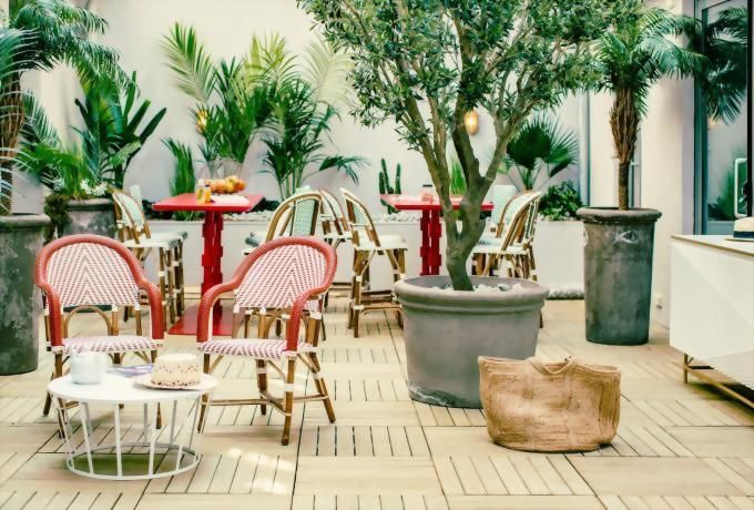BOB Hotel - Patio